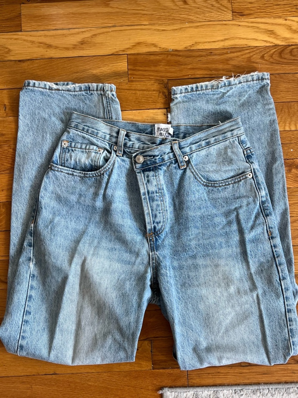Princess Polly Asymmetrical Jeans - Picture 2 of 6